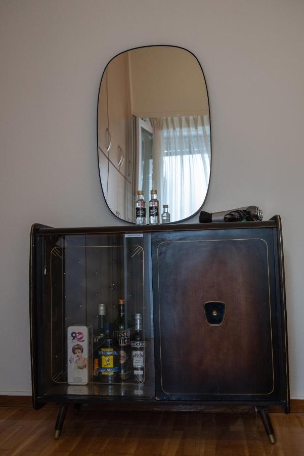 3c's-central, Cosy, Convenient To Airport 24/7 Apartment Athens
